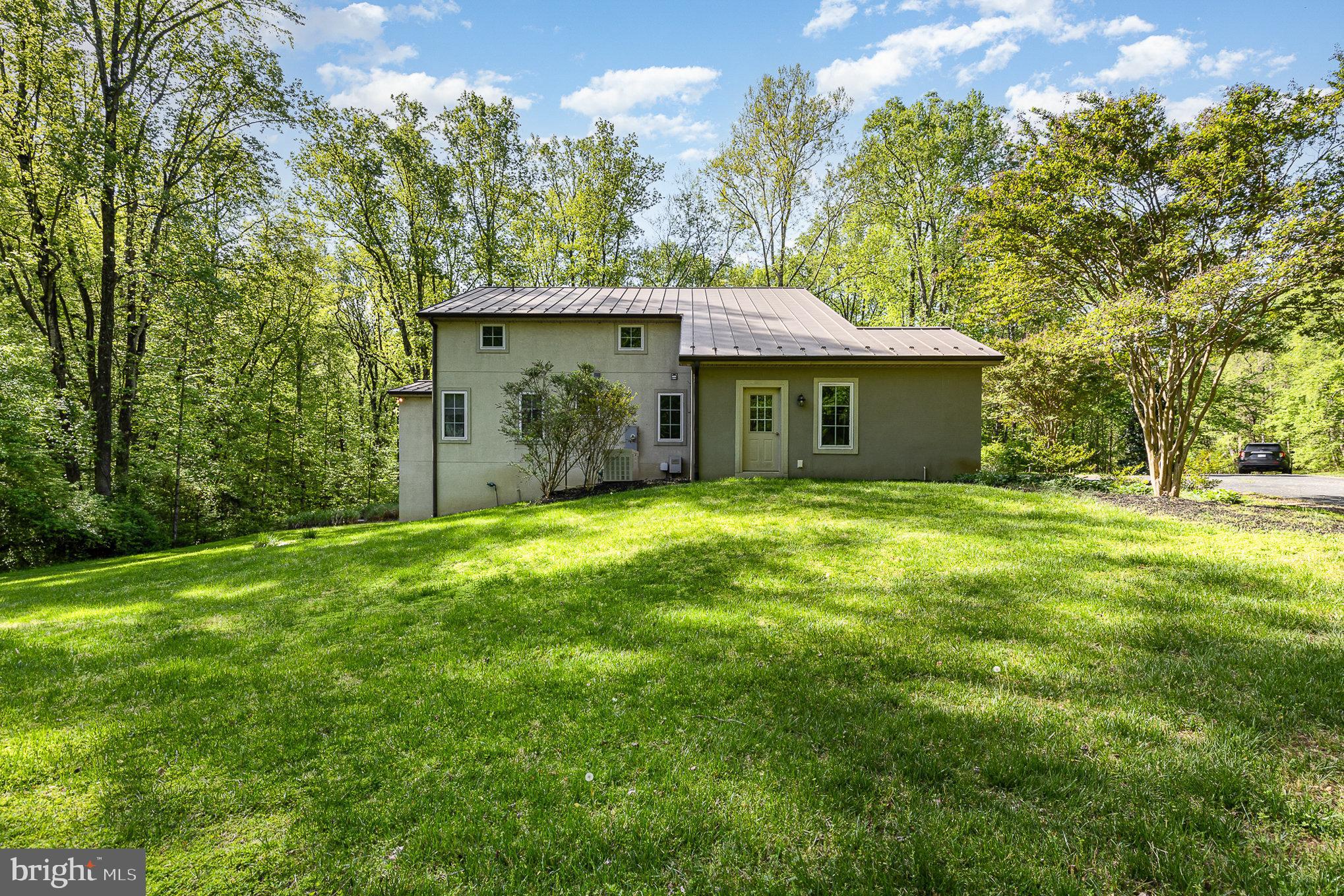 POTOMAC HEIGHTS - Residential