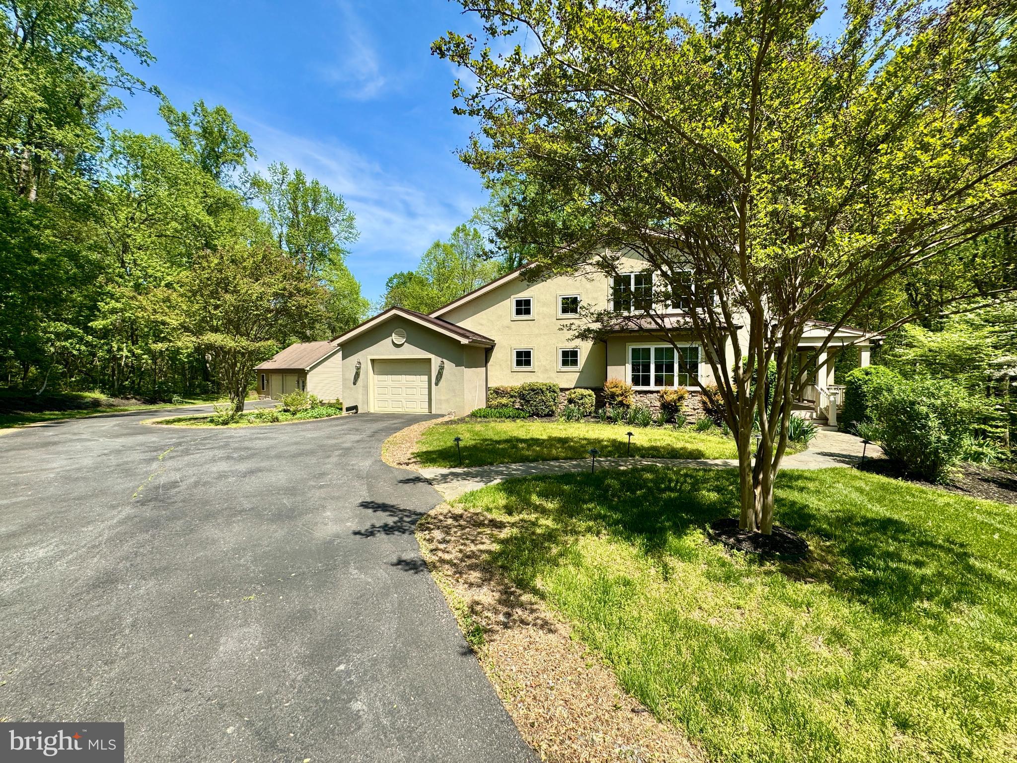 POTOMAC HEIGHTS - Residential