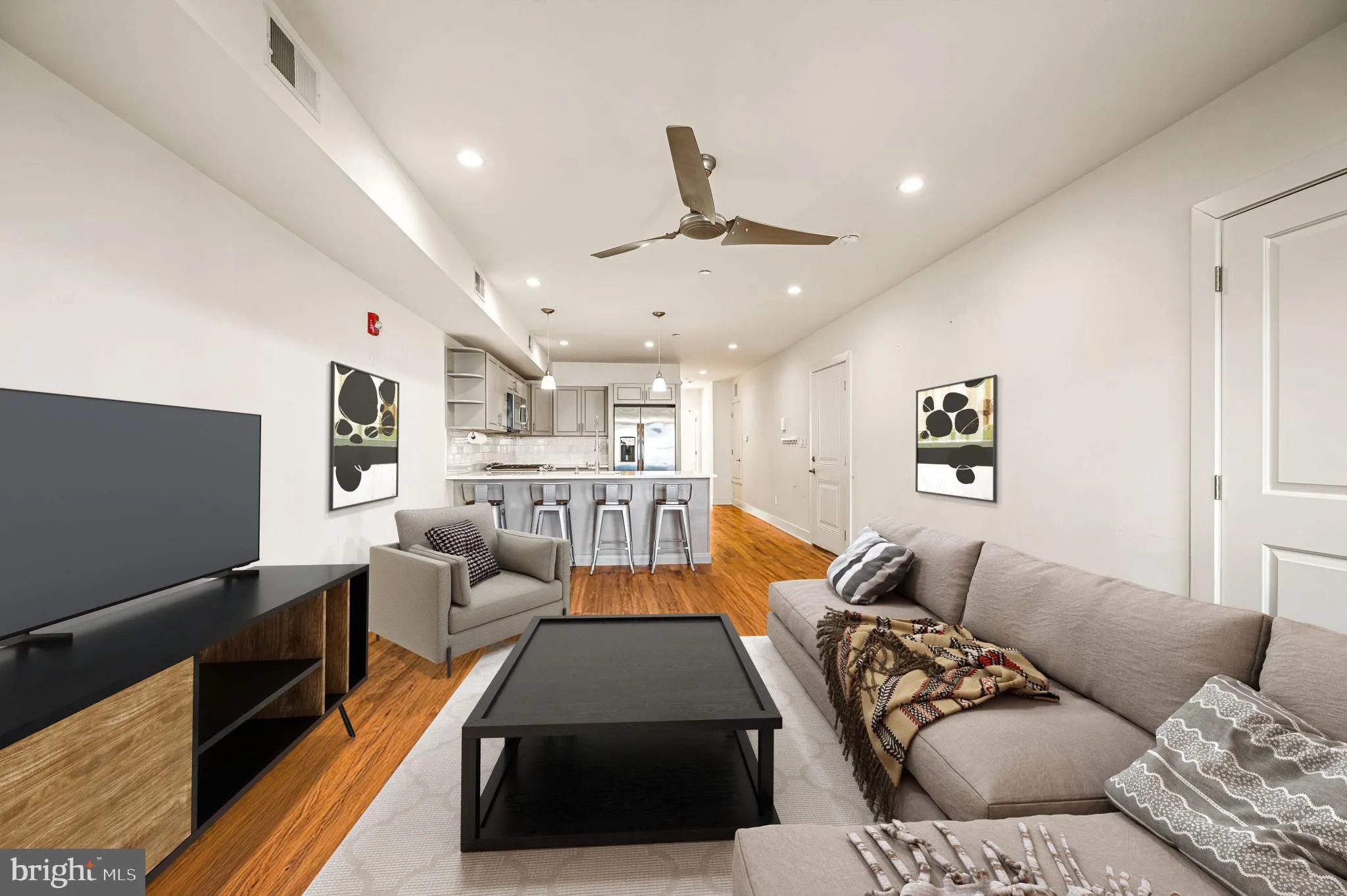 Philadelphia, Pennsylvania 19130, United States, 1 Bedroom Bedrooms, ,1 BathroomBathrooms,Residential,Active,97610