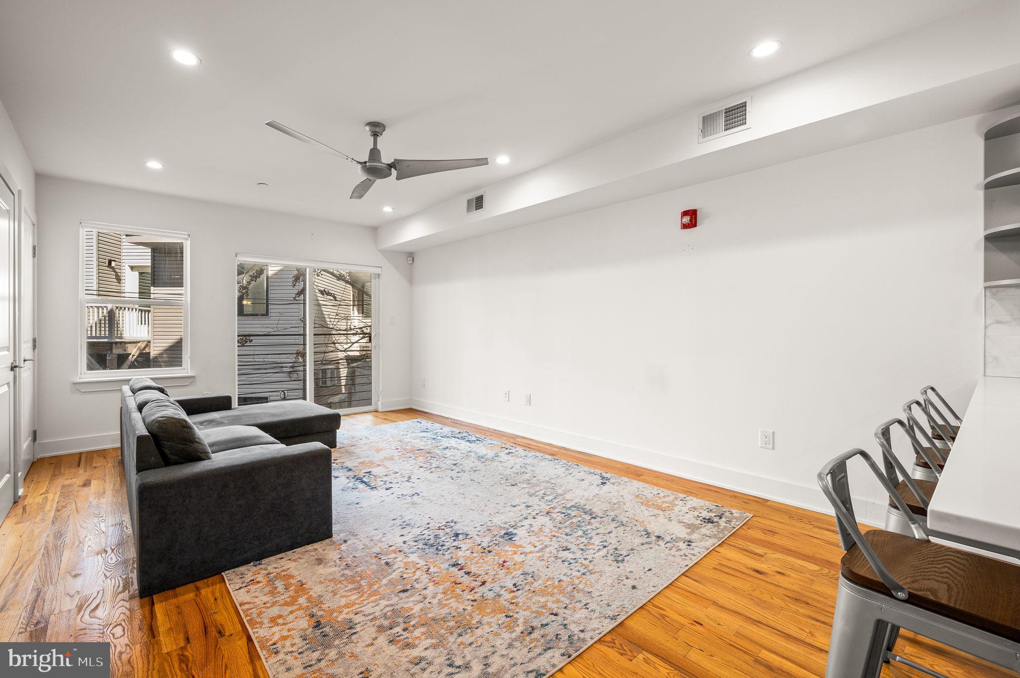 FRANCISVILLE - Residential Lease