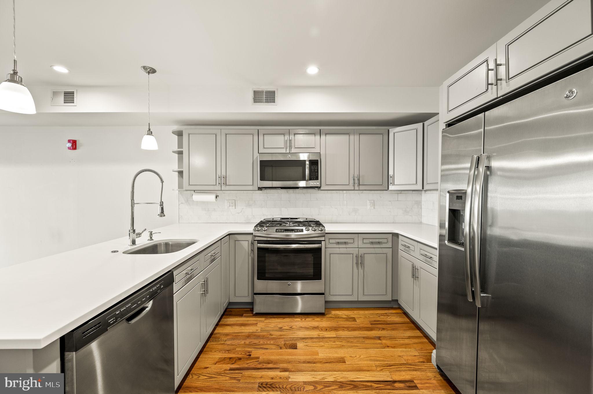 FRANCISVILLE - Residential Lease