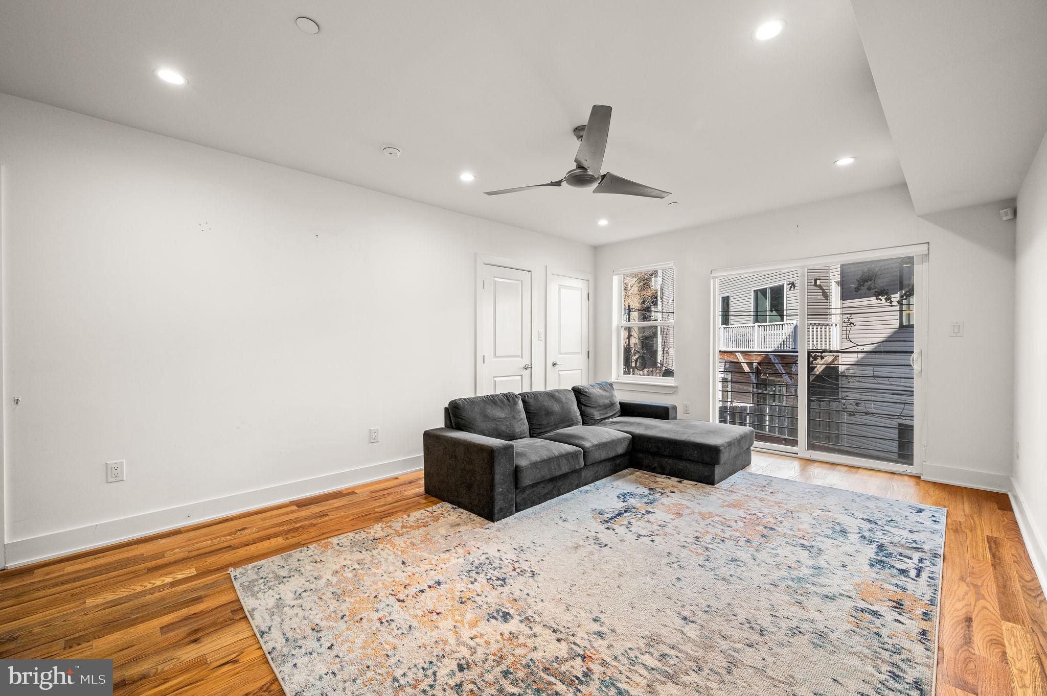 FRANCISVILLE - Residential Lease