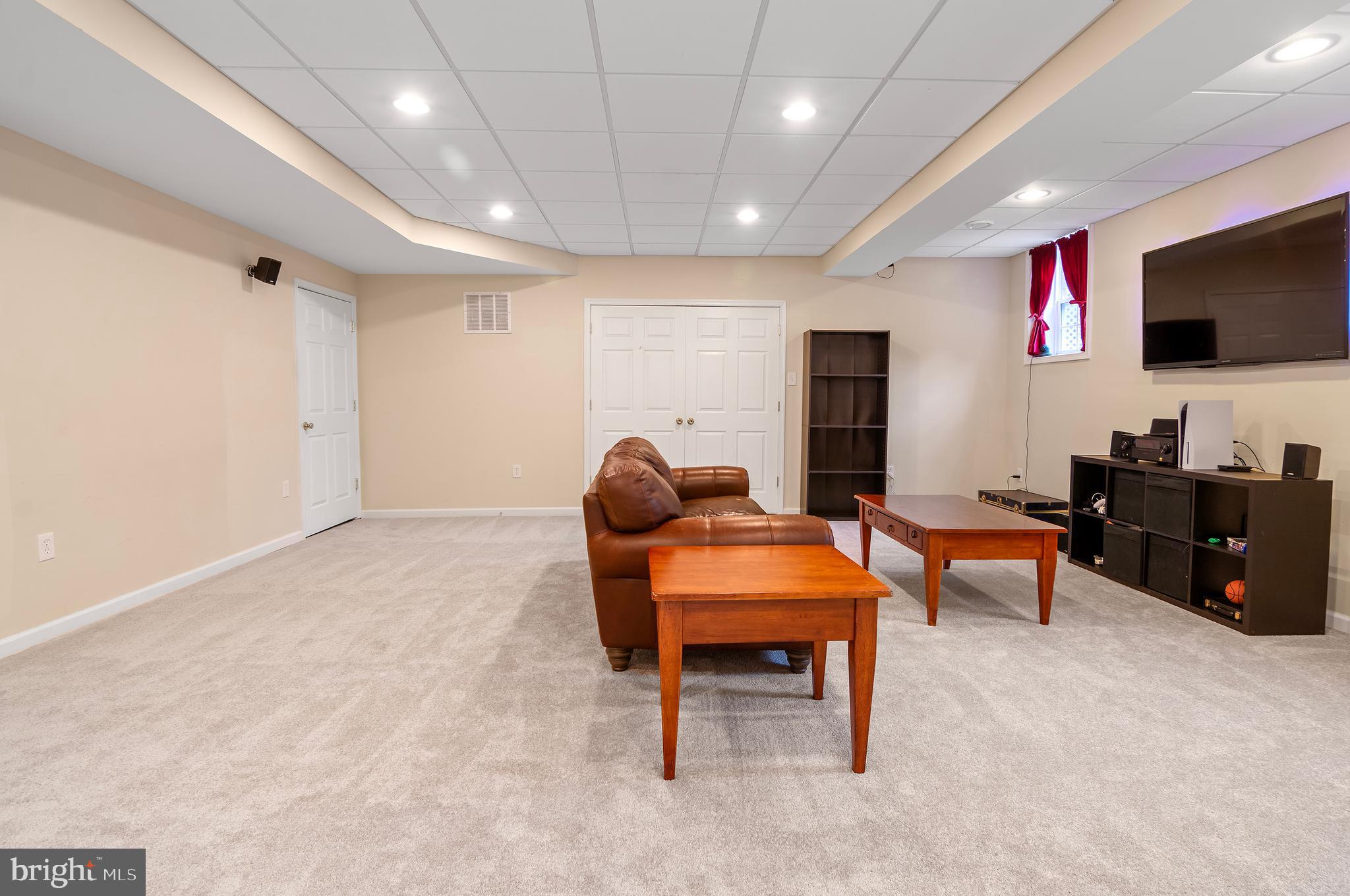 WORTHINGTON FIELDS - Residential