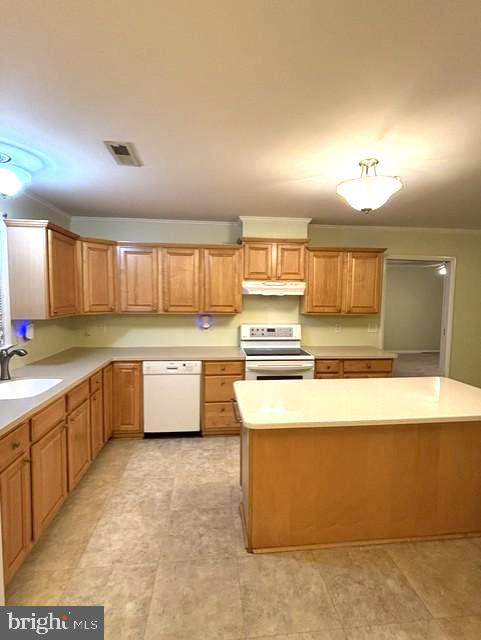 10225 OCEAN GATEWAY