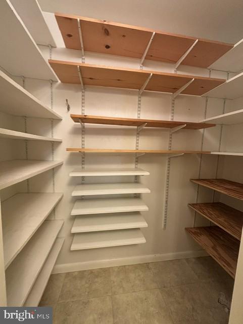 10225 OCEAN GATEWAY