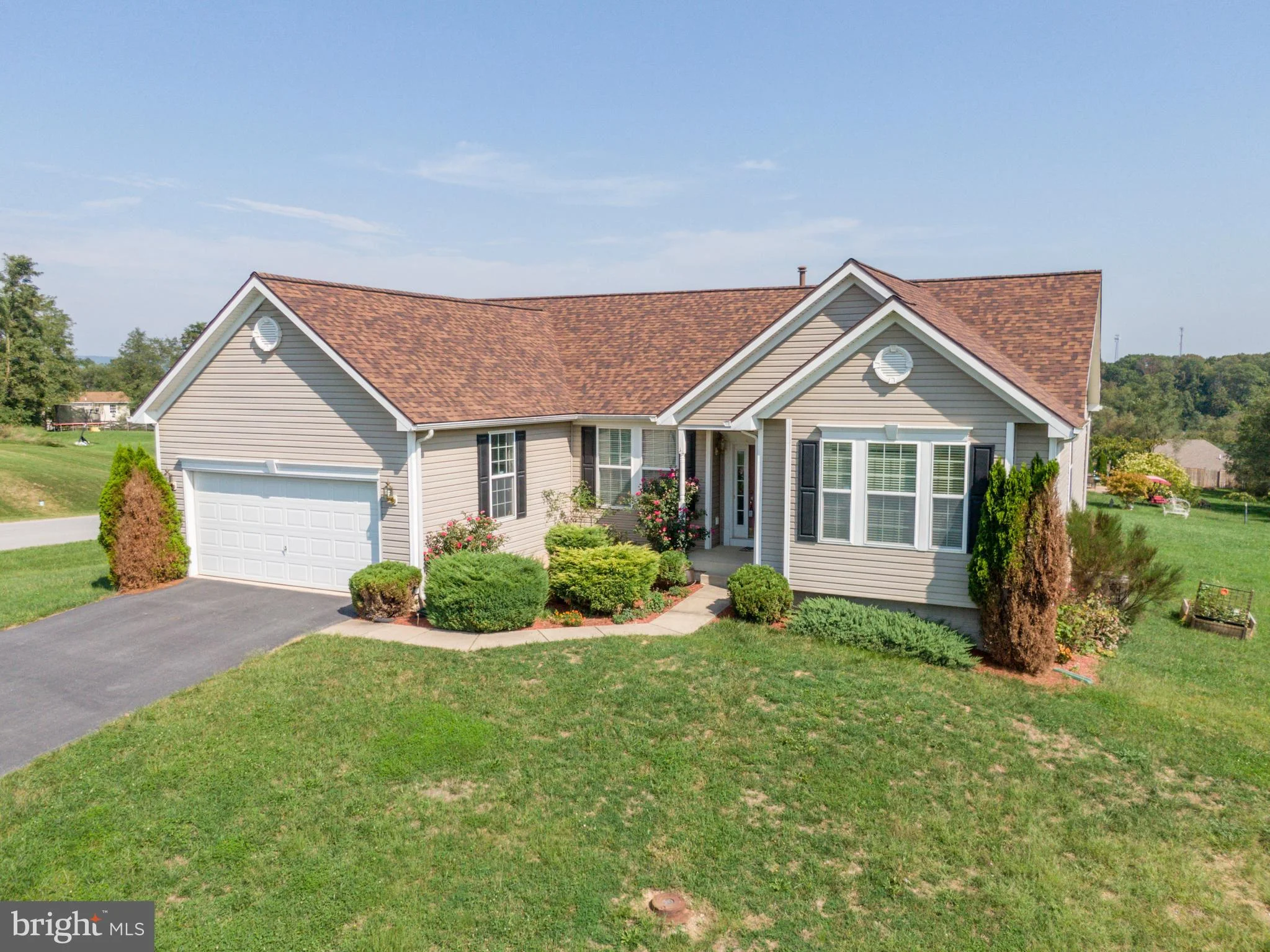 201 Jensen Way E, Martinsburg, WV 25401