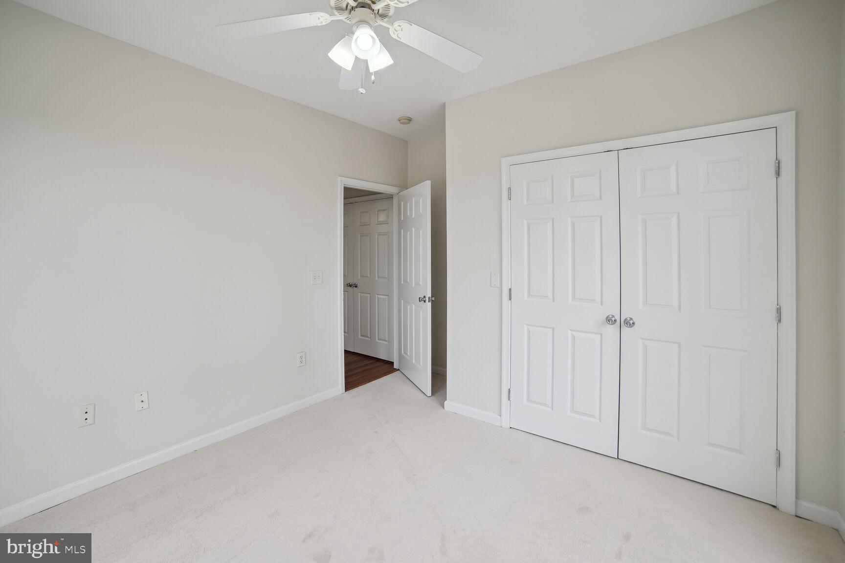 THE COLONNADE AT KENTLANDS - Residential