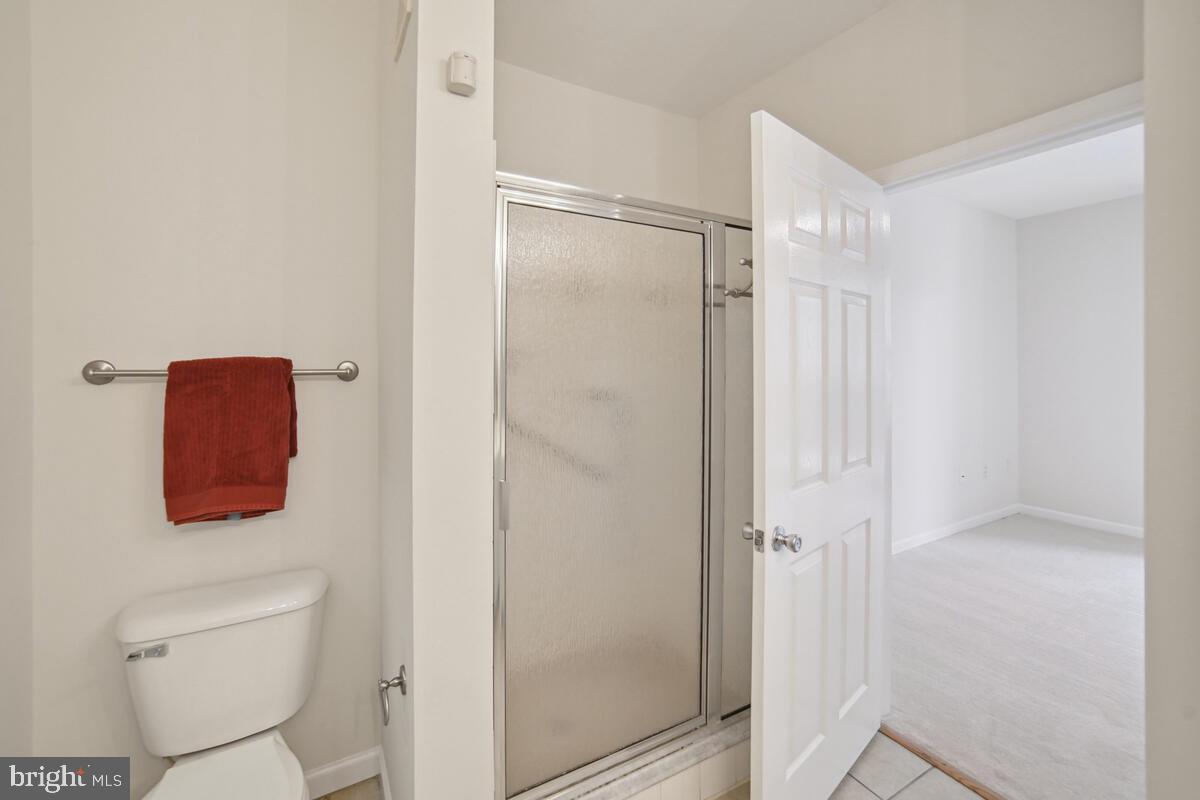 THE COLONNADE AT KENTLANDS - Residential