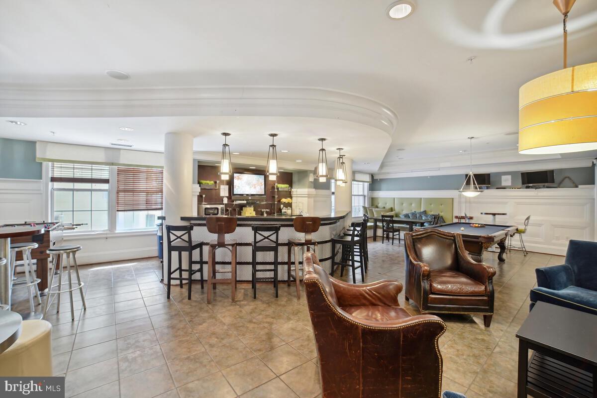 THE COLONNADE AT KENTLANDS - Residential