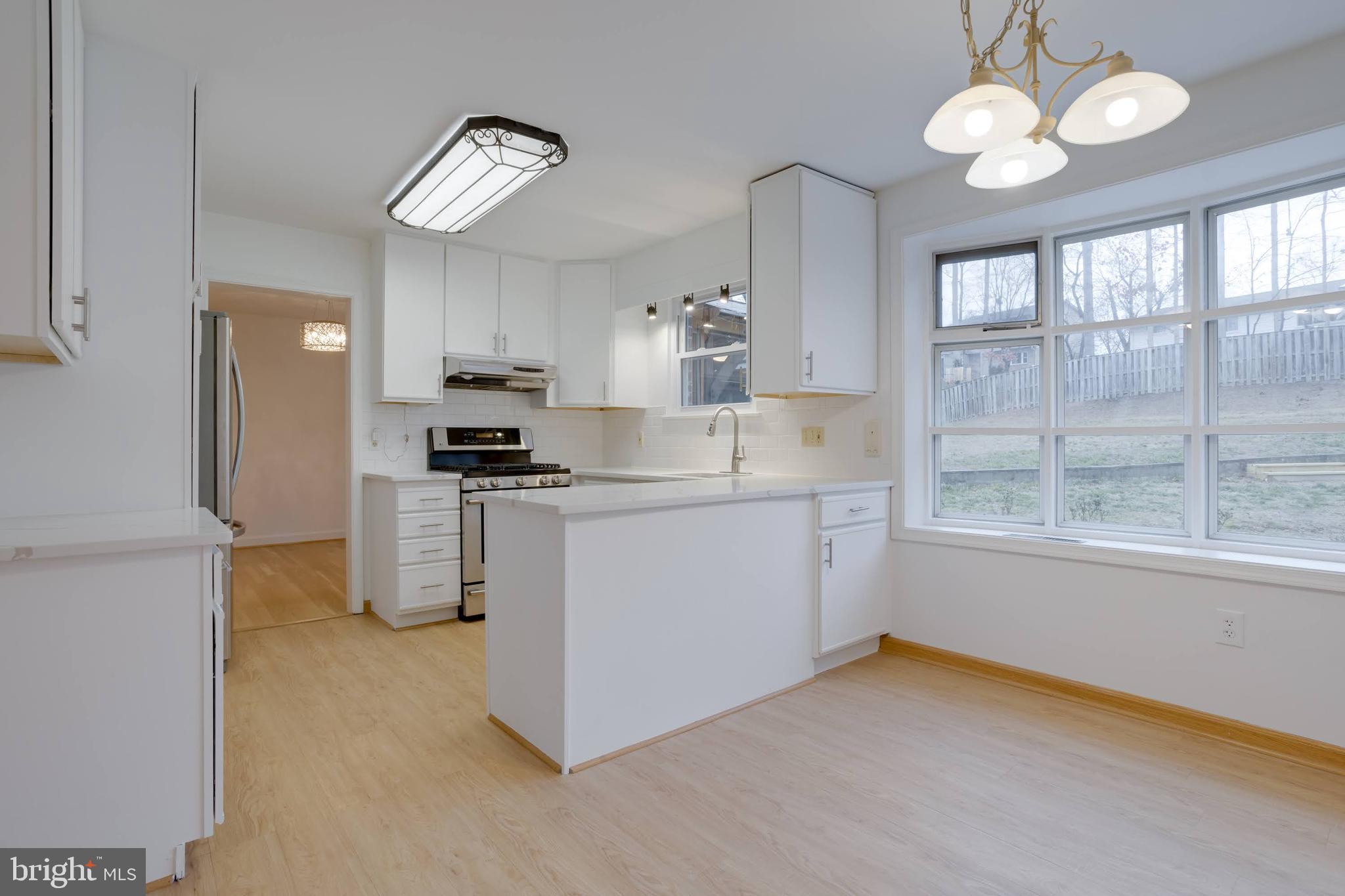 WEST SPRINGFIELD VILLAGE - Residential Lease