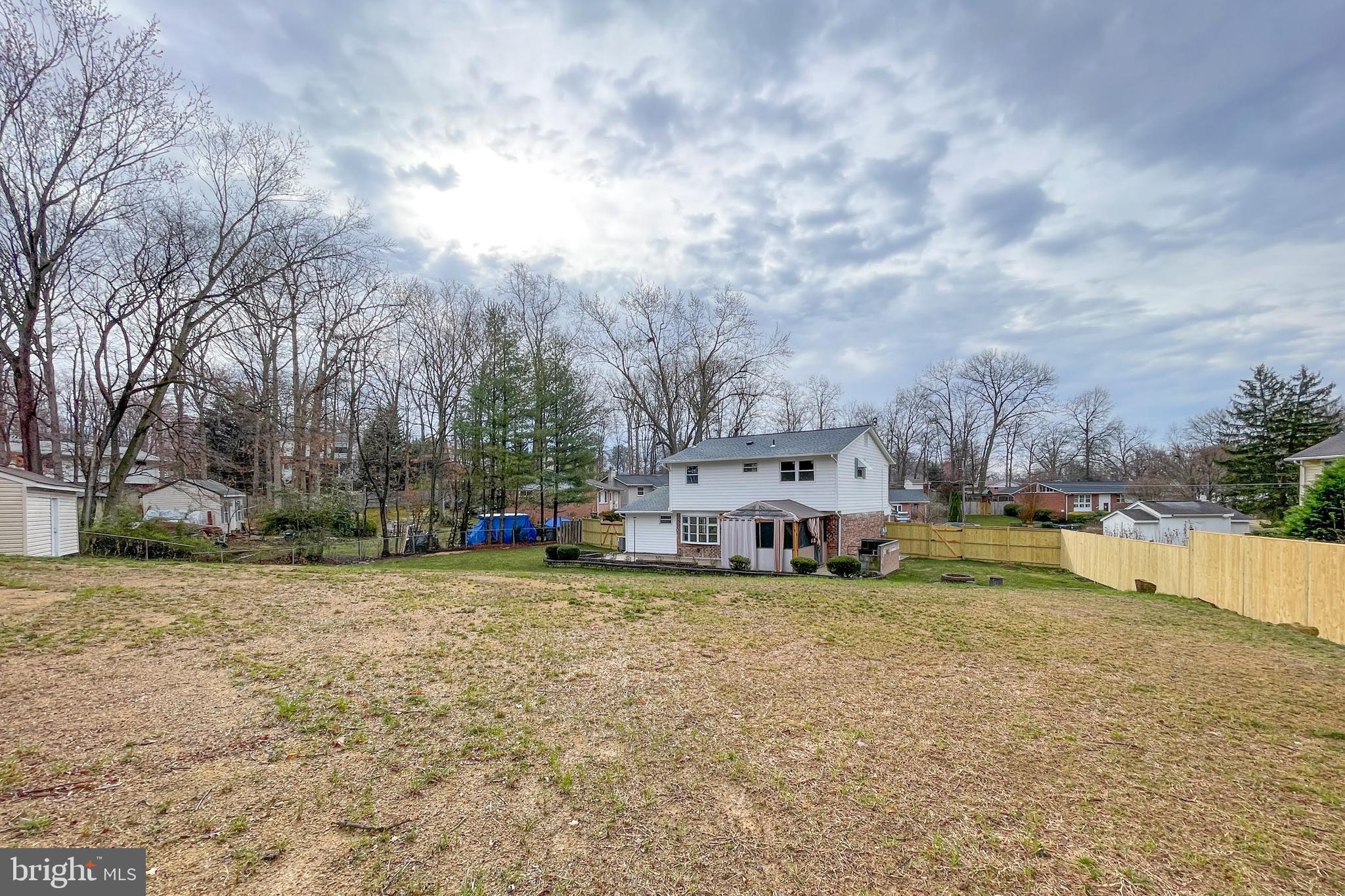 WEST SPRINGFIELD VILLAGE - Residential Lease