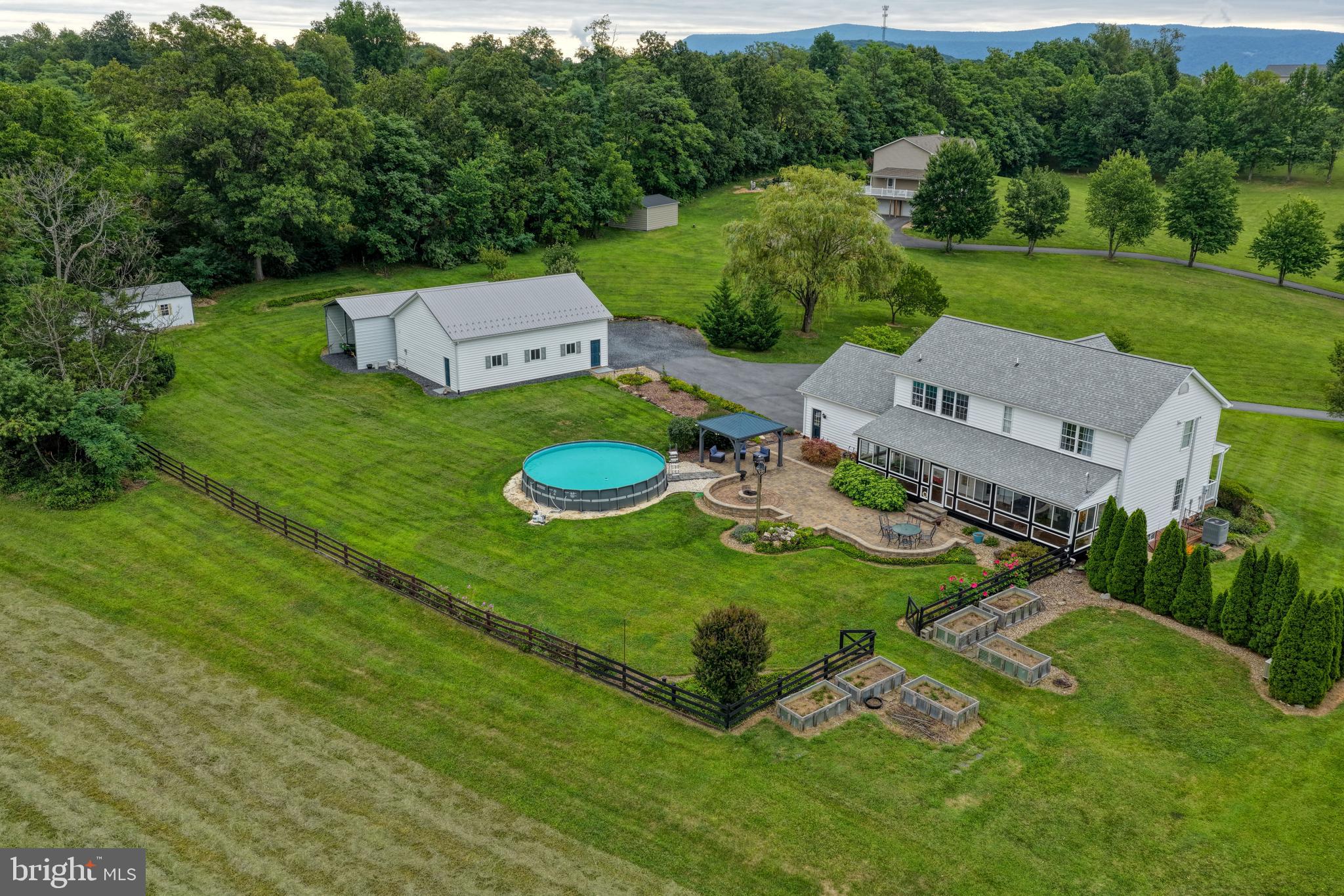 180 HOLSTEIN LANE