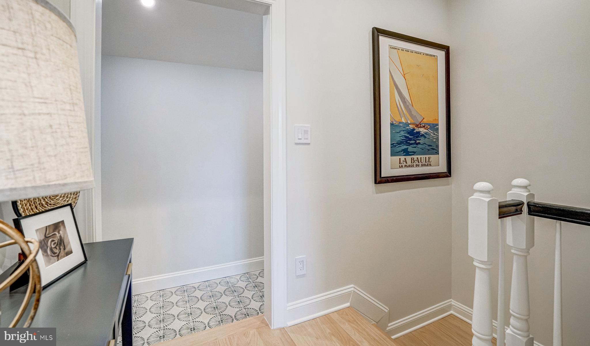 PALISADES PARK - Residential