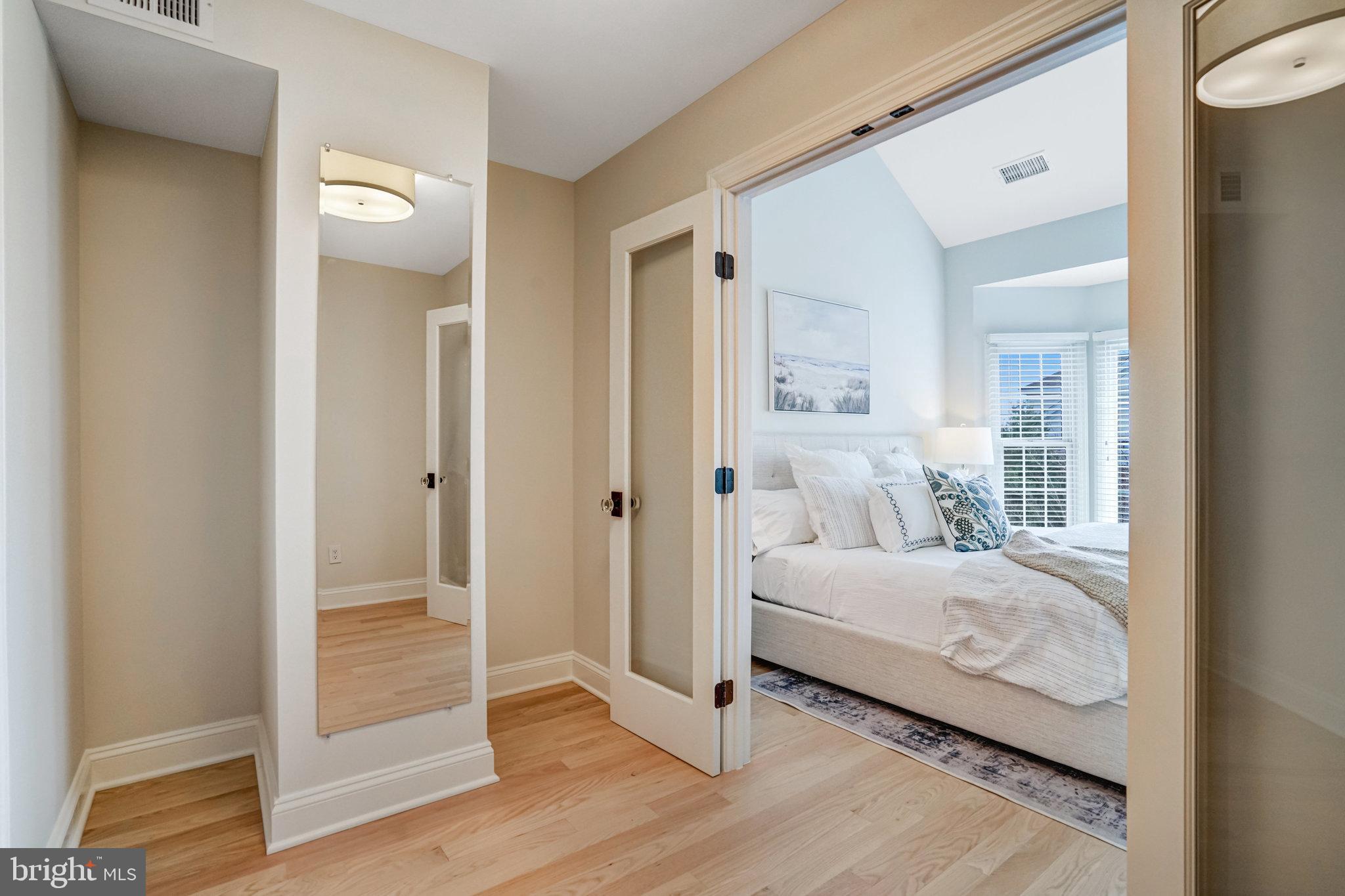 PALISADES PARK - Residential