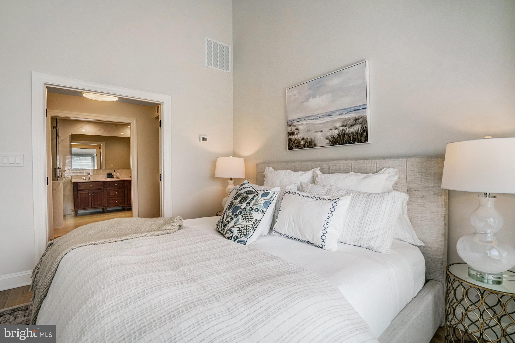 PALISADES PARK - Residential