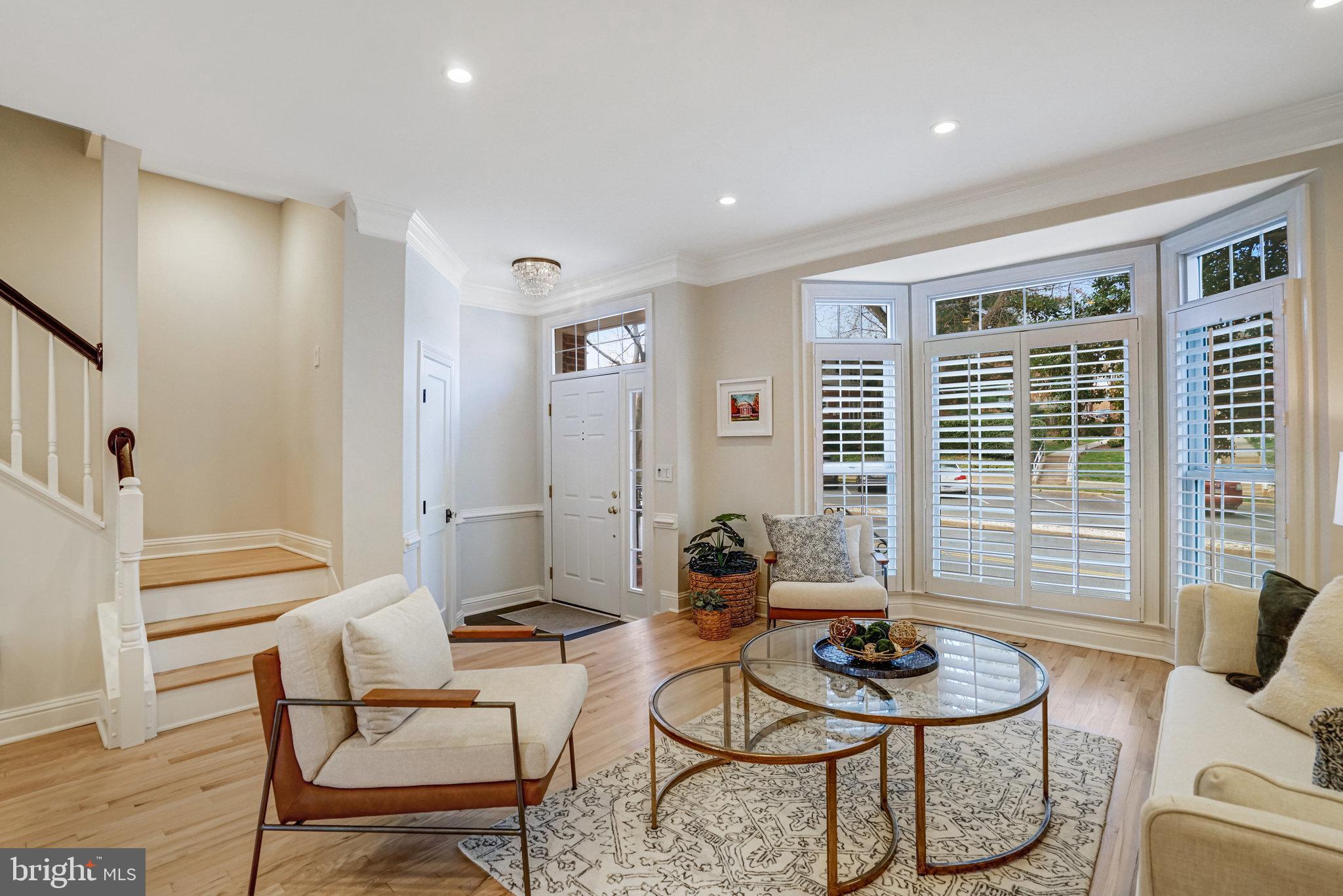 PALISADES PARK - Residential