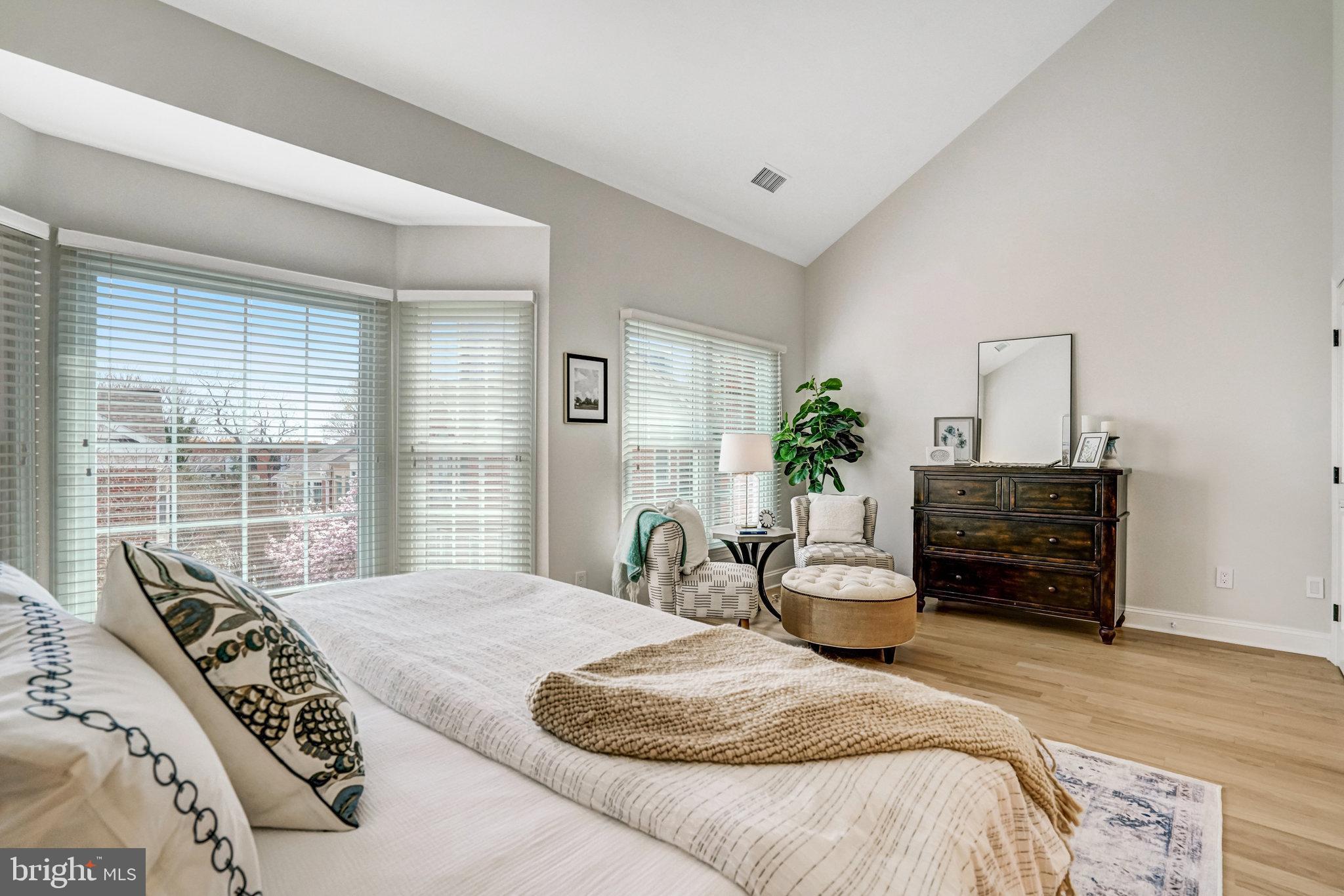 PALISADES PARK - Residential