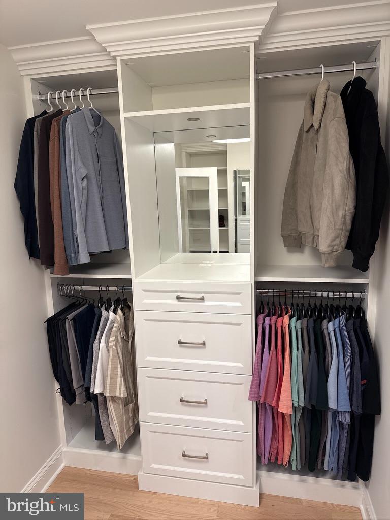 PALISADES PARK - Residential