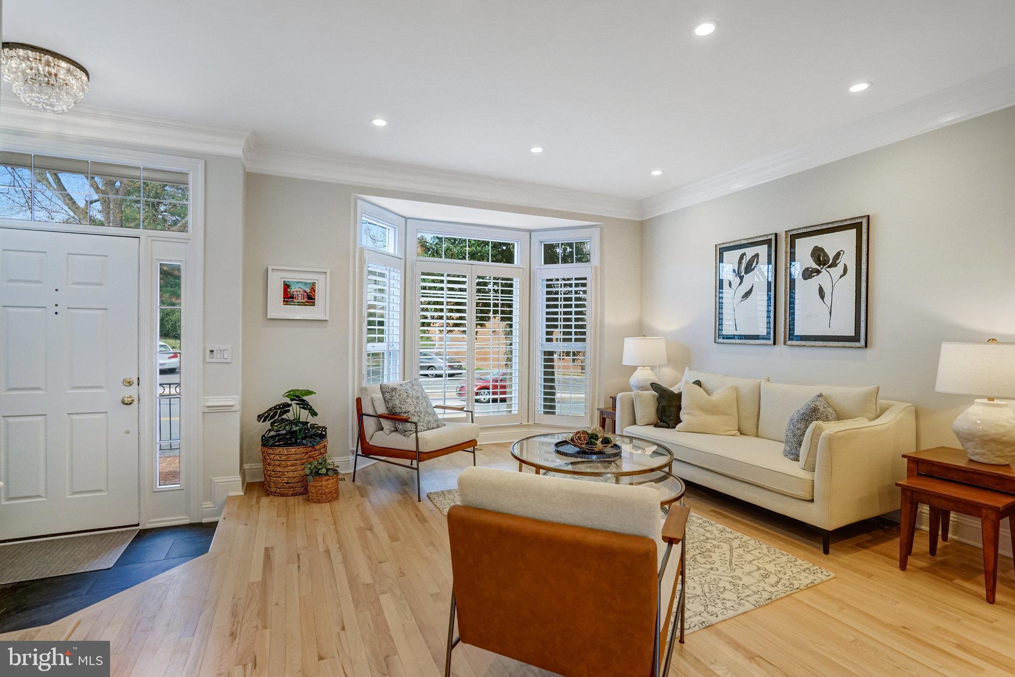 PALISADES PARK - Residential