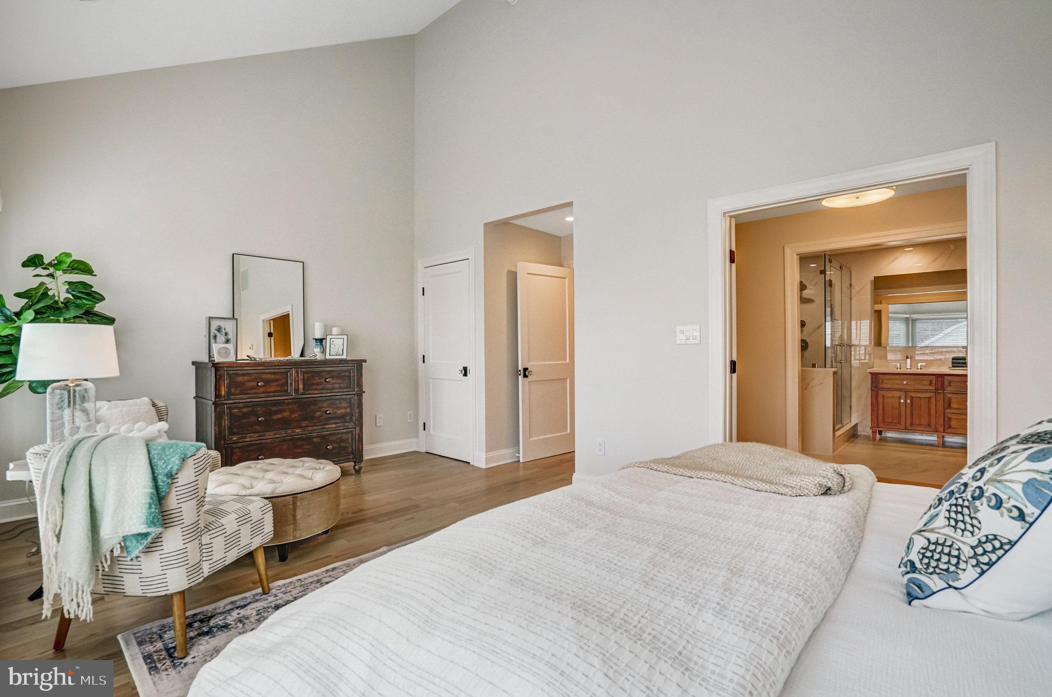 PALISADES PARK - Residential