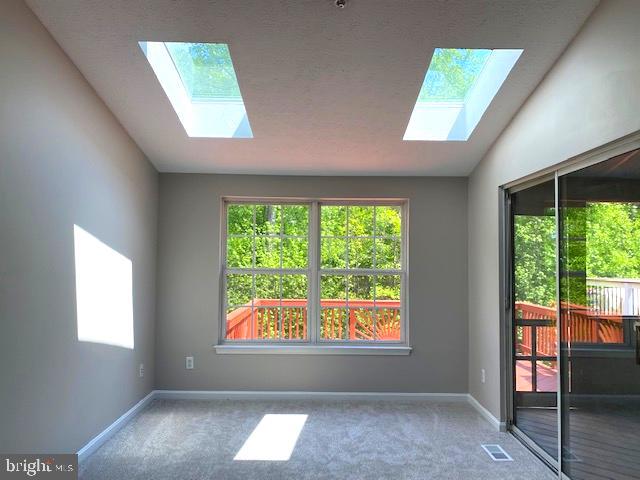 BRISTOL FOREST - Residential Lease