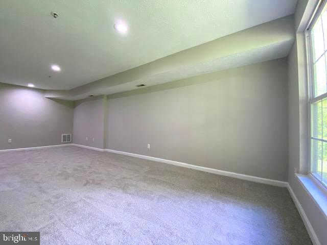 BRISTOL FOREST - Residential Lease