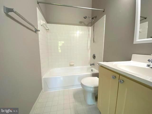 BRISTOL FOREST - Residential Lease