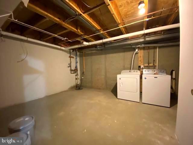 BRISTOL FOREST - Residential Lease