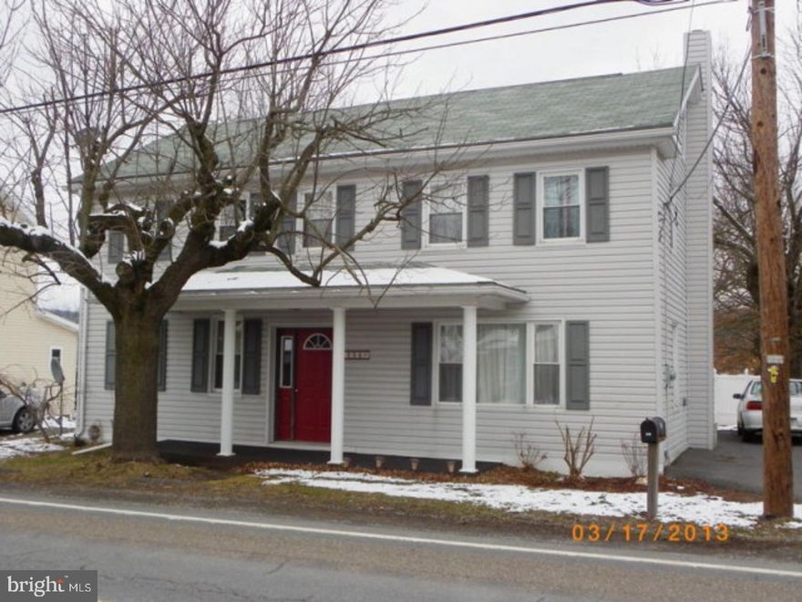 Newer kitchen, living room, windows and siding. Home does need some TLC. Several rooms have been started with flooring and drywall. Move in and complete the work that's been started. Ceiling Fan in foyer. Tile floor in bathroom. Large fenced yard great for pets or children's safety. Sold AS IS. Take a look, see what you think and Make an Offer!  Mailing Address Continued: HEGINS  Color: Gray  Amp: 100