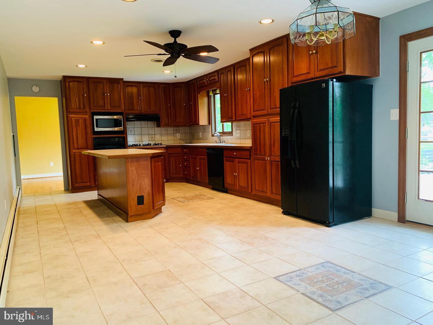 ALLENFORD - Residential Lease