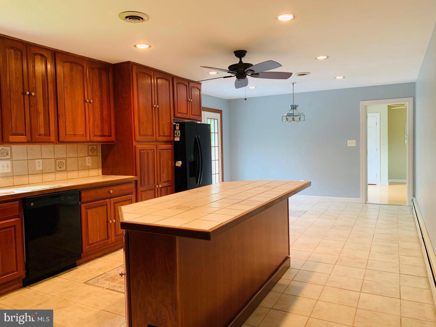 ALLENFORD - Residential Lease