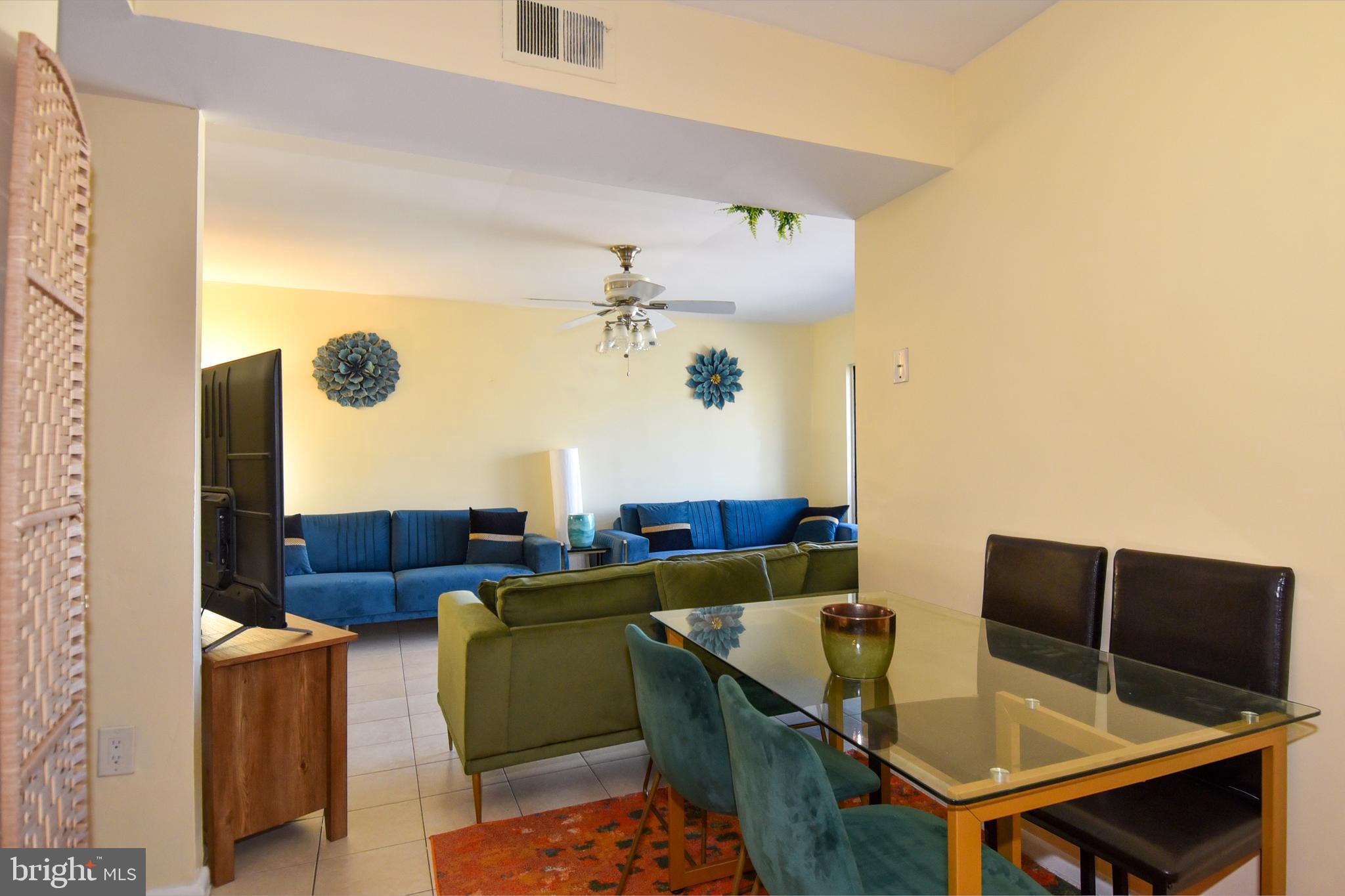 HUNTING RIDGE CONDOMINIUM - Residential Lease