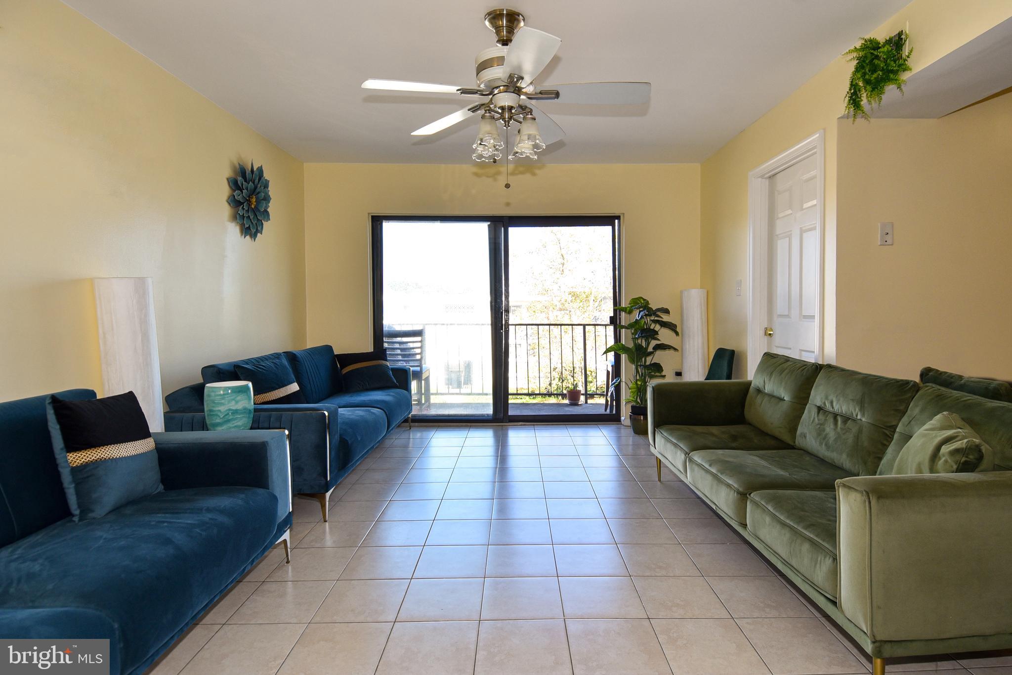 HUNTING RIDGE CONDOMINIUM - Residential Lease