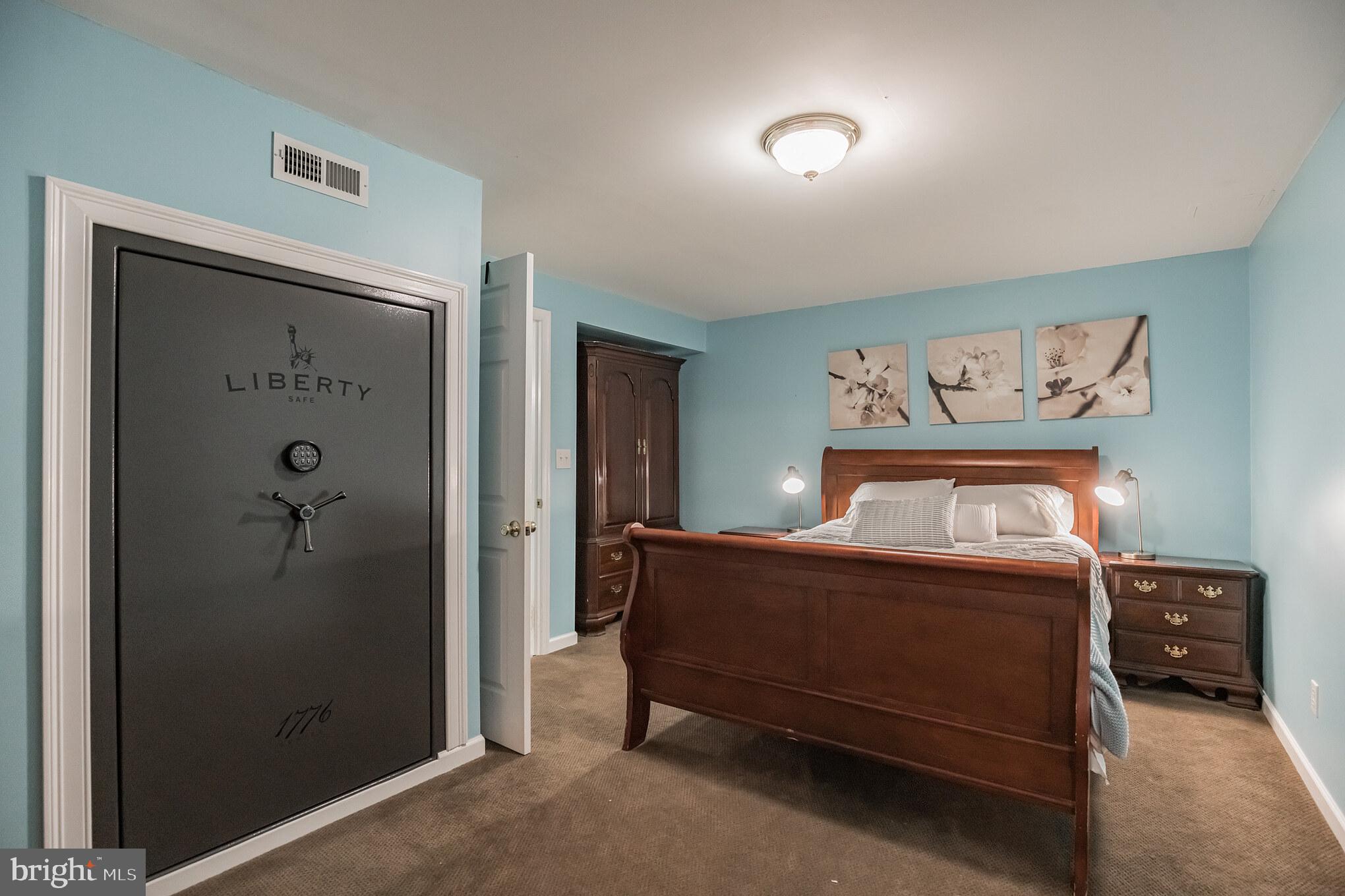 HOME PLACE - Residential