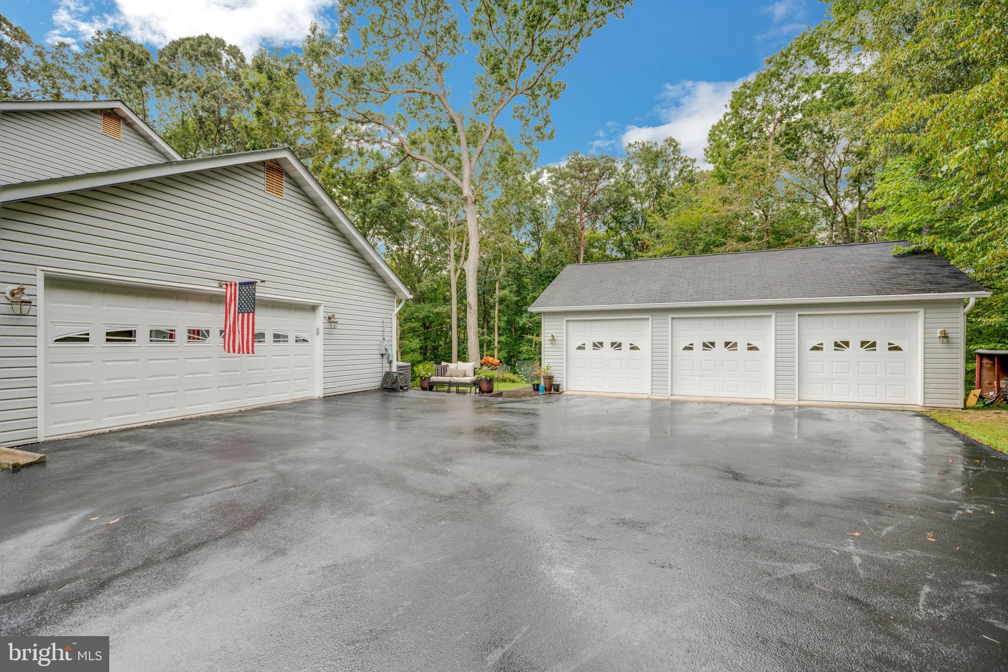 HOME PLACE - Residential