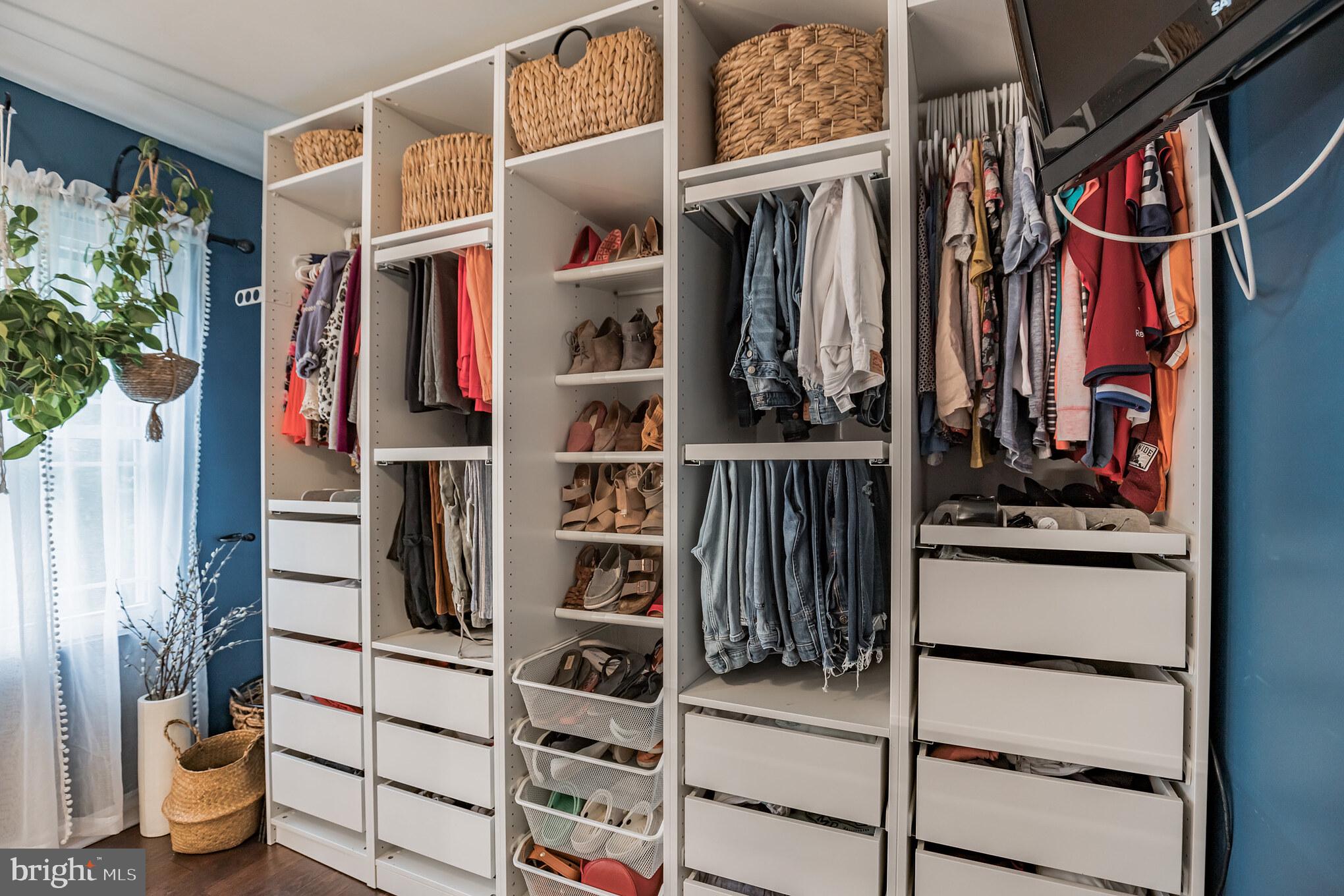 HOME PLACE - Residential