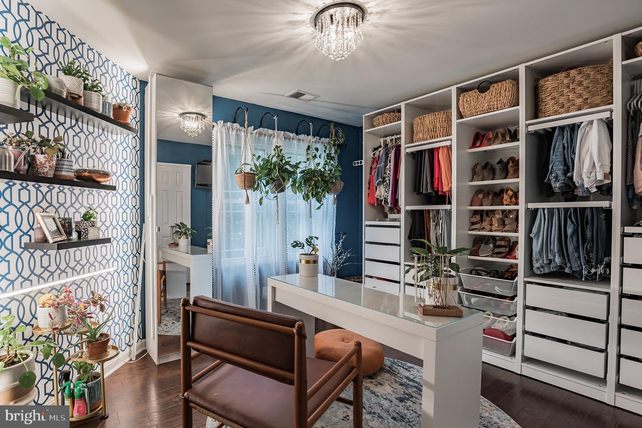 HOME PLACE - Residential