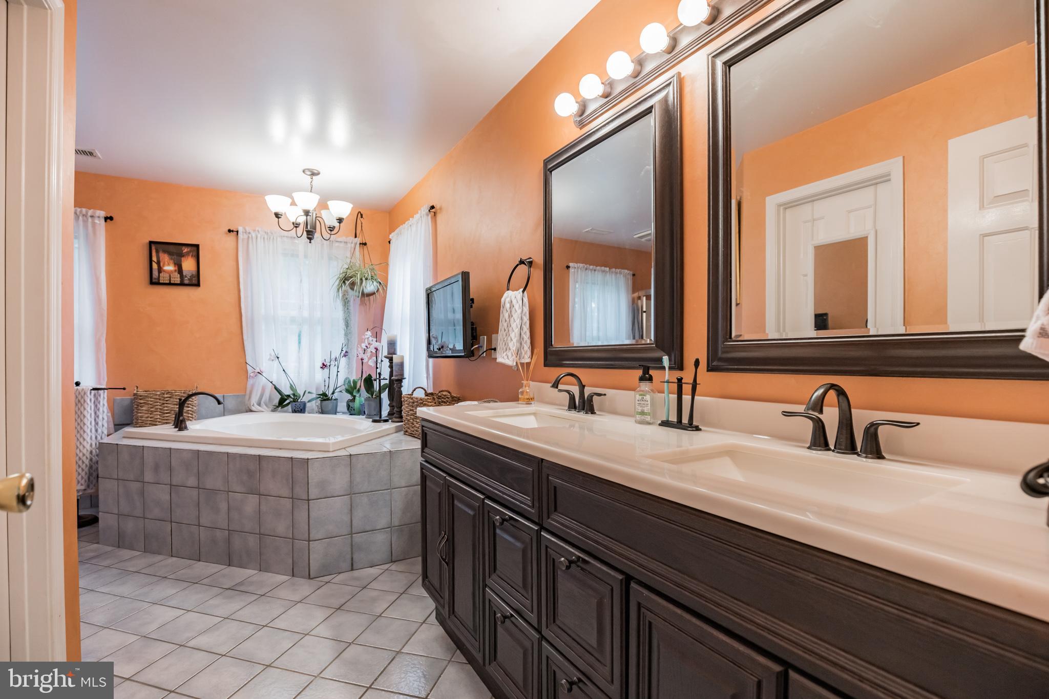 HOME PLACE - Residential