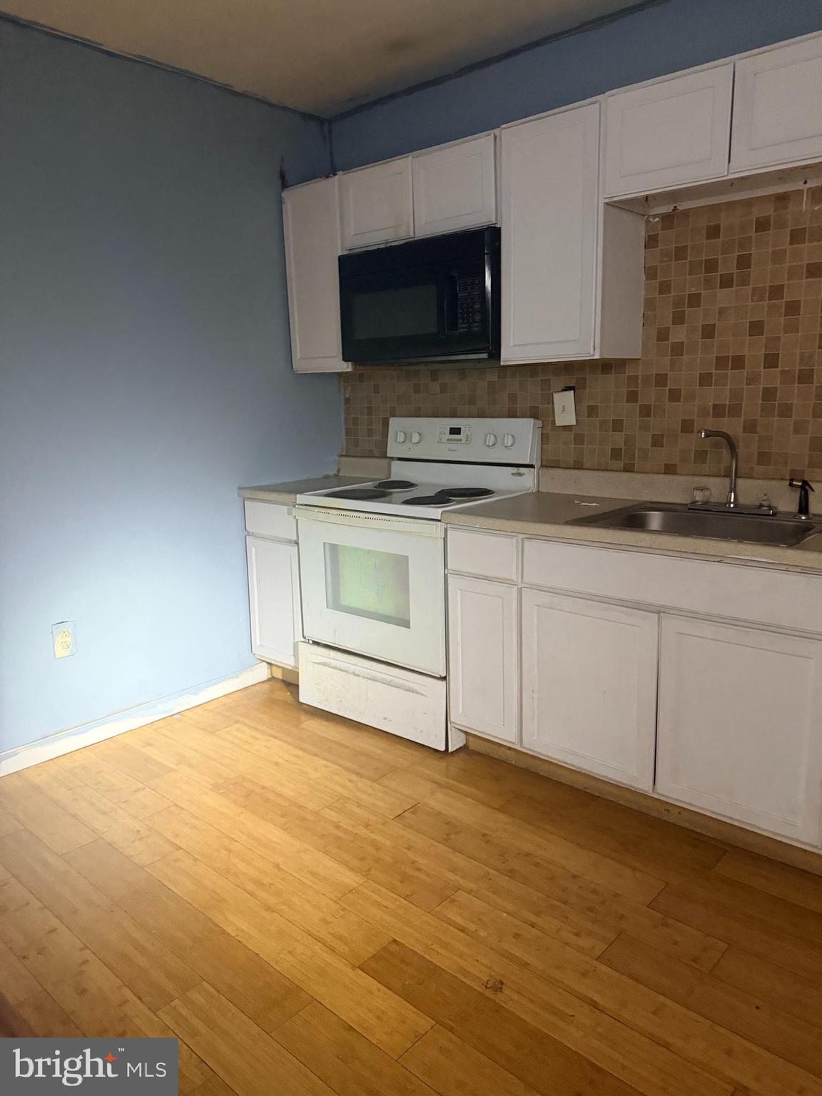 3836 CAMBRIDGE STREET