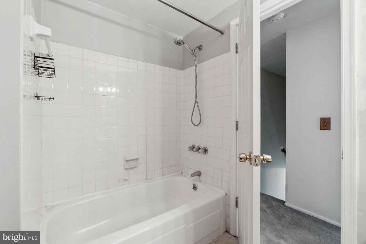 BROOKSHIRE/CRYSTAL RIDGE - Residential