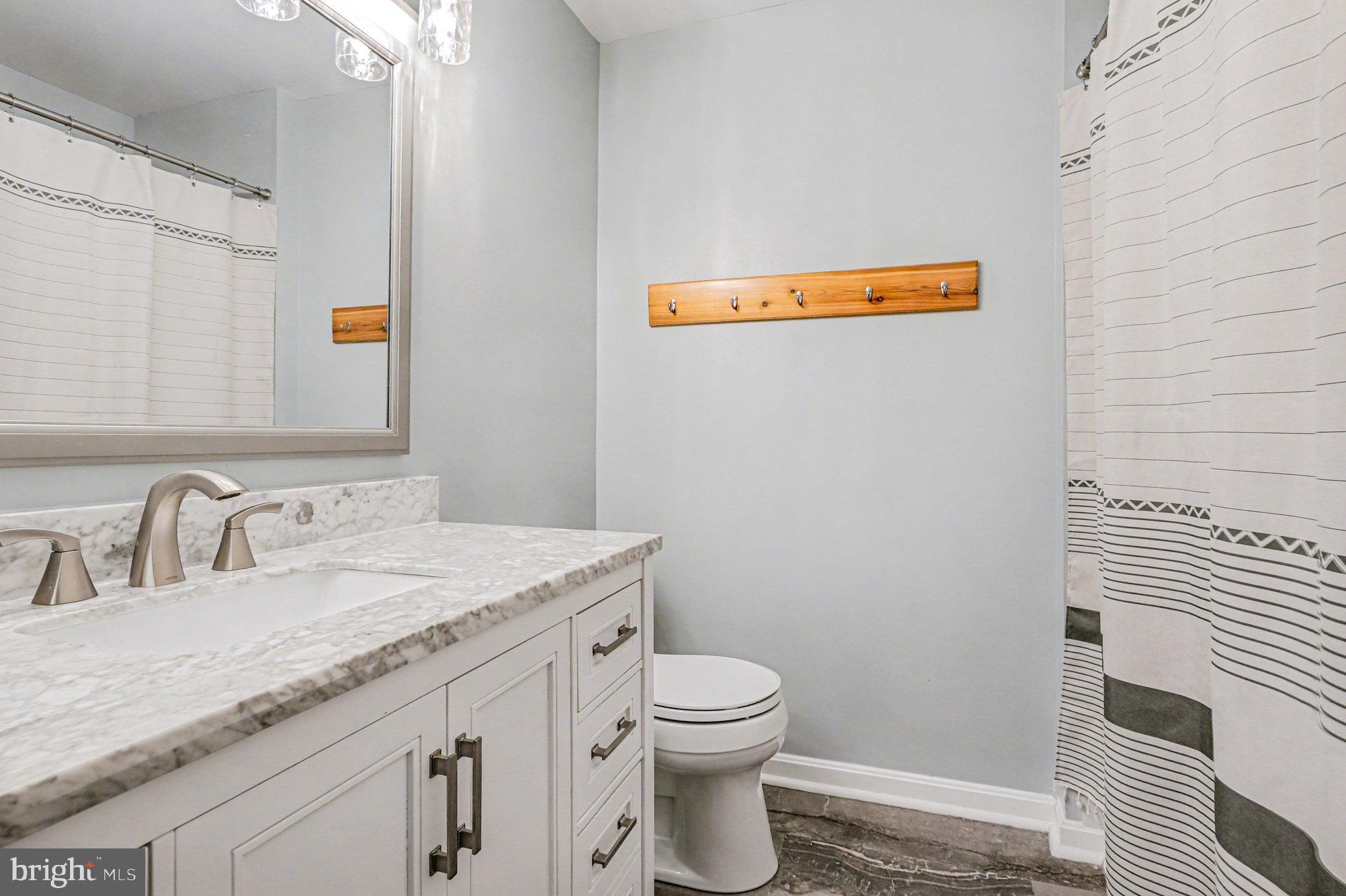 LEE'S HILL - Residential