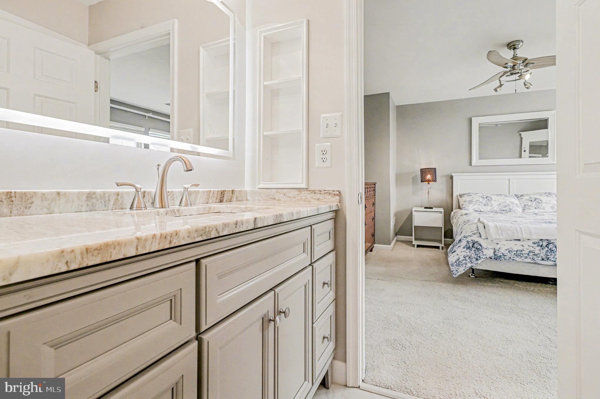 LEE'S HILL - Residential