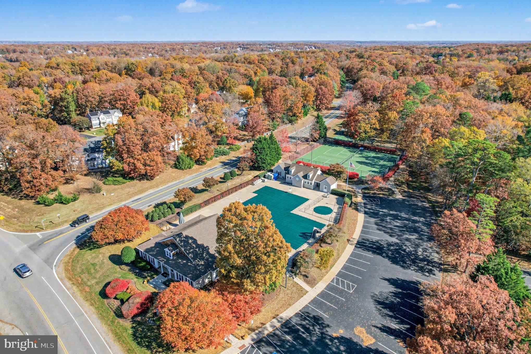 LEE'S HILL - Residential