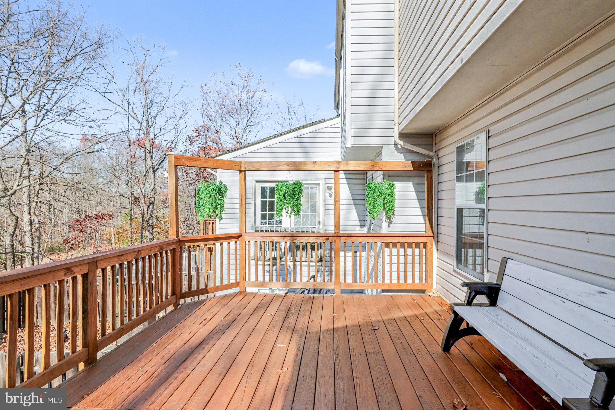 LEE'S HILL - Residential