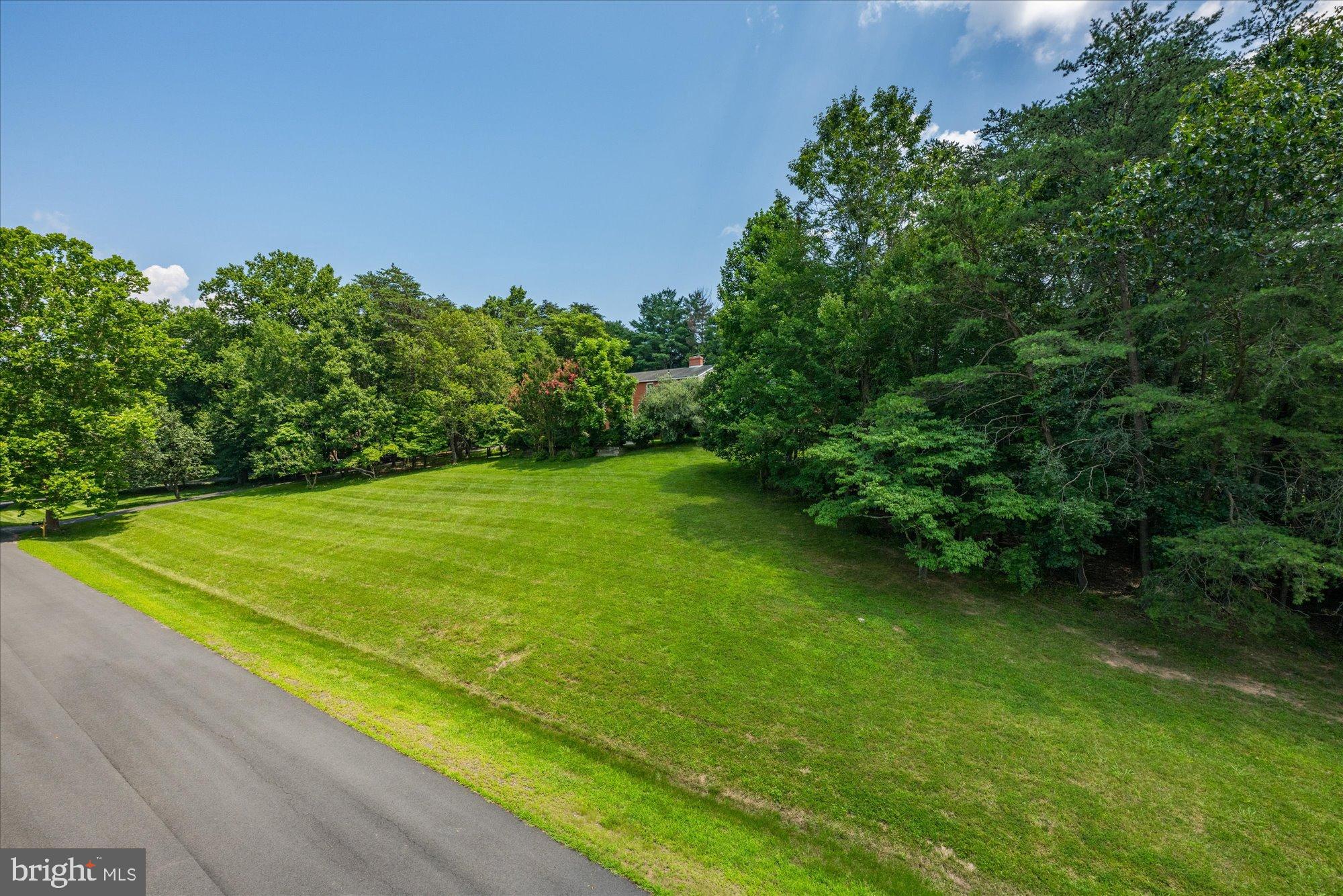 PEACOCK STATION - Residential