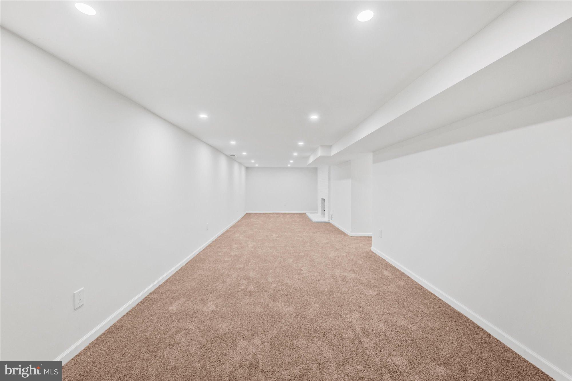 PEACOCK STATION - Residential