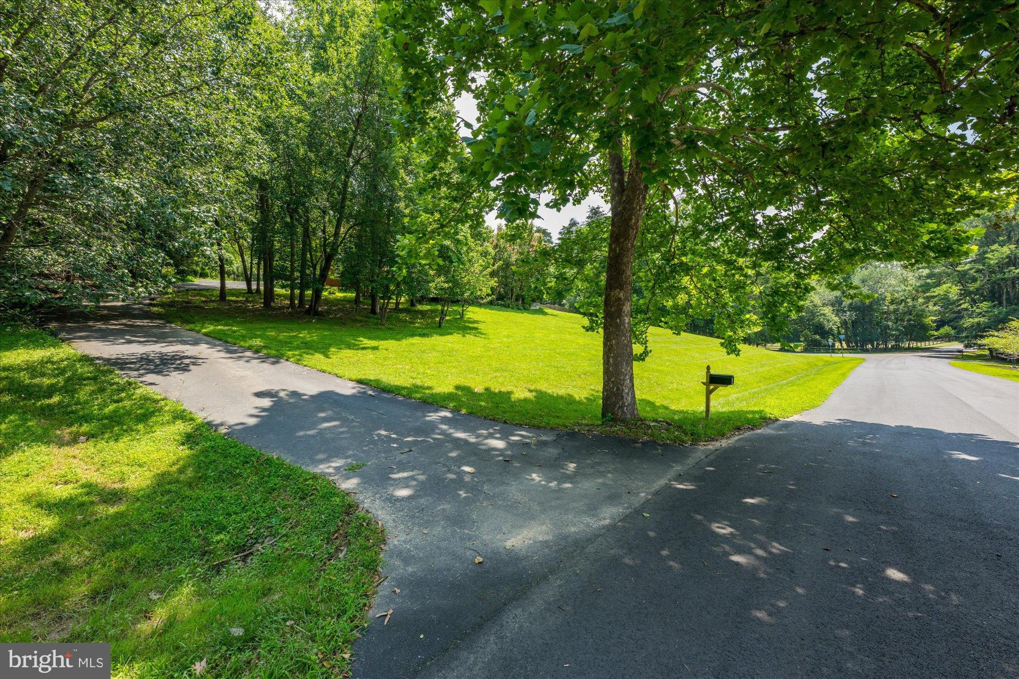 PEACOCK STATION - Residential