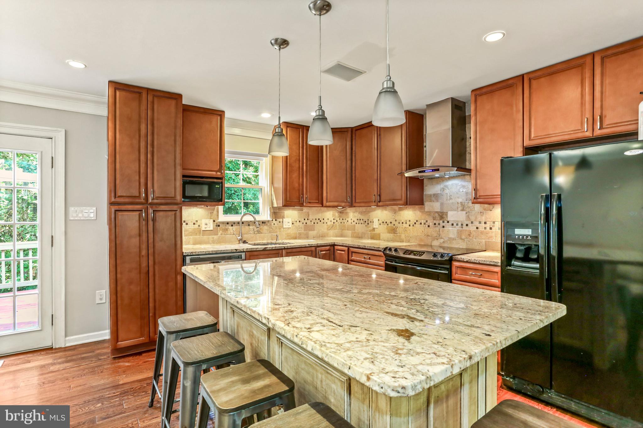 WASHINGTON SQUARE - Residential