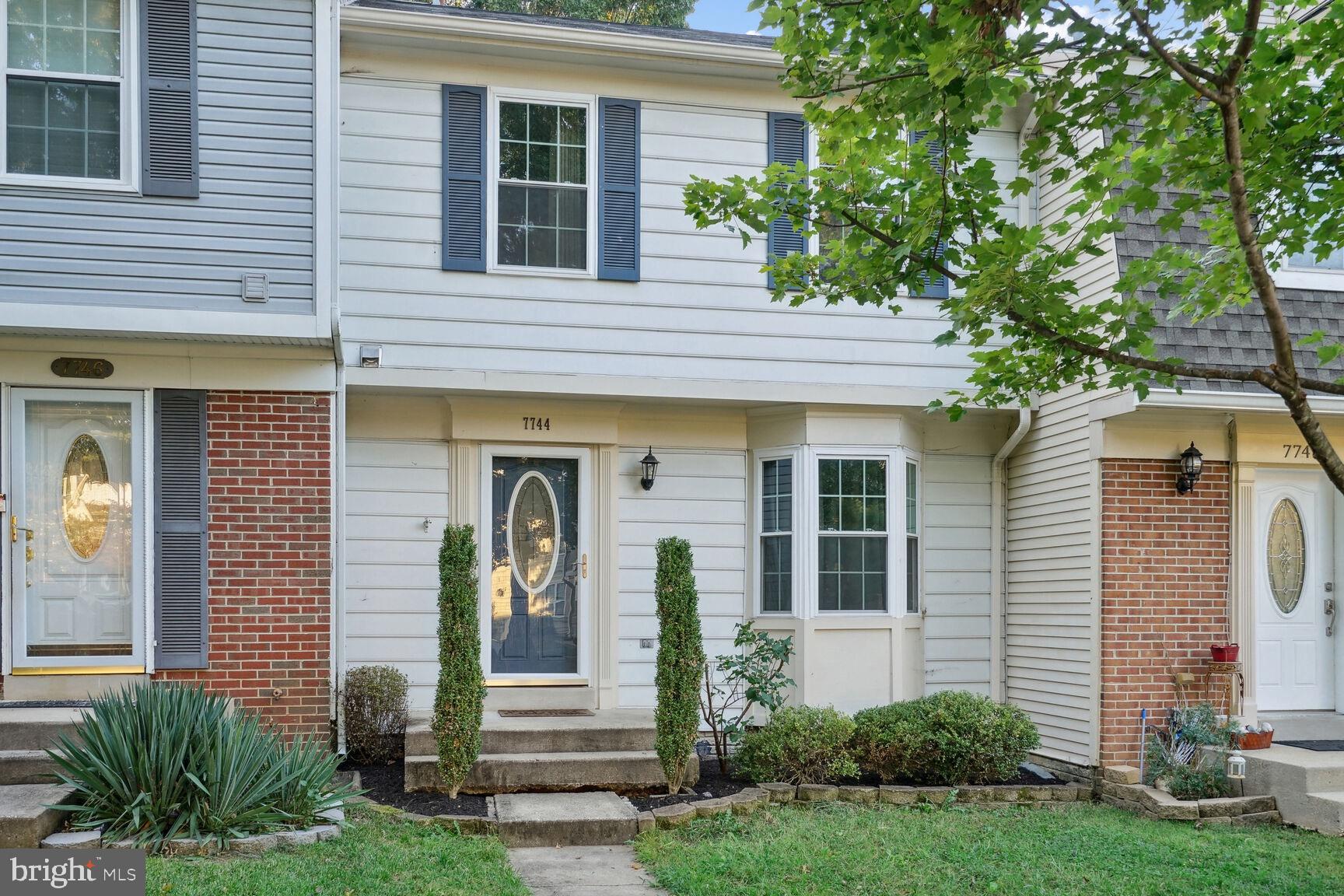 WASHINGTON SQUARE - Residential