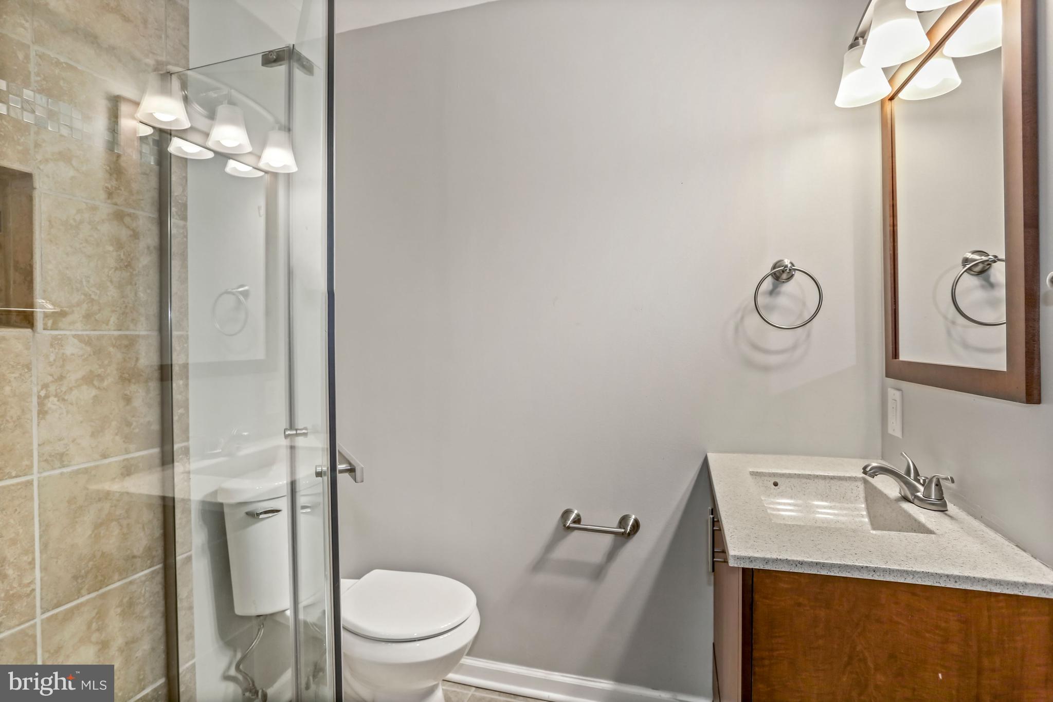 WASHINGTON SQUARE - Residential